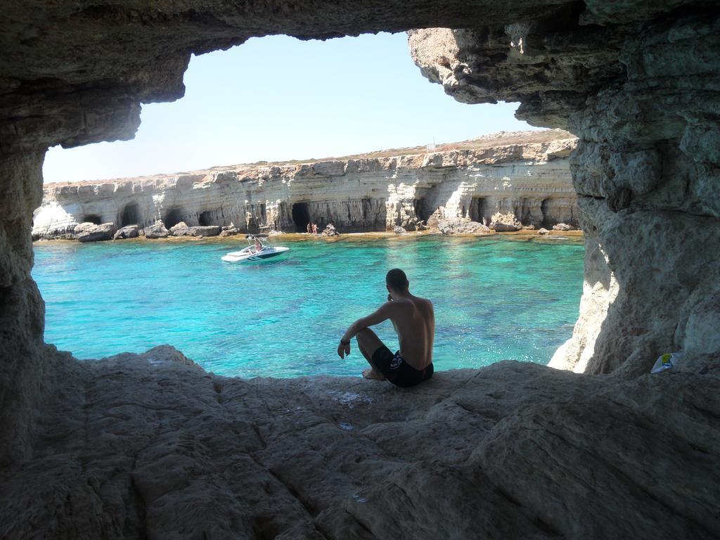 Sunshine Apts, Two Bedroom , Free Internet, No 3 Ayia Napa Exterior photo