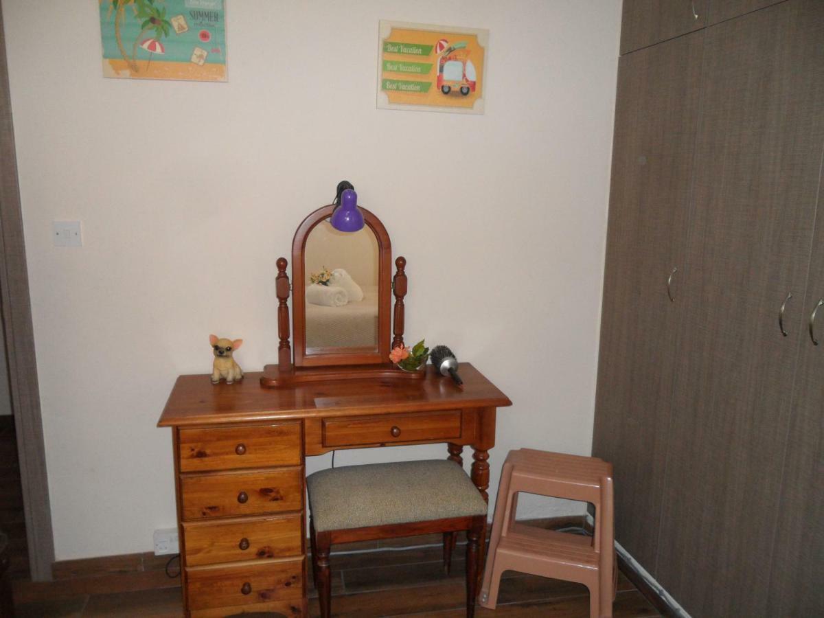 Sunshine Apts, Two Bedroom , Free Internet, No 3 Ayia Napa Exterior photo